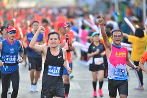 BIB: 44098
                            <button type="button" onclick="openModal(12775406)" class="btn btn-primary btn-sm float-right btn-popup" data-toggle="modal" data-target=".modal-high-quality">
                        <i class="fas fa-shopping-cart"></i> Add to Cart
                    </button>
                                            <button type="button" onclick="isThisMe(12775406, true)" class="btn btn-success btn-sm float-right btn-popup btn-isme hidden" data-toggle="tooltip" data-placement="bottom" title="นี่คือรูปของคุณใช่ไหม คลิกที่นี่เพื่อเอาเข้าอัลบั้ม">
                        <i class="fas fa-plus"></i> Add to album
                    </button>
                    <button type="button" onclick="isThisMe(12775406, false)" class="btn btn-warning btn-sm float-right btn-popup btn-isnotme hidden">
                        <i class="fas fa-ban"></i> Remove from album
                    </button>